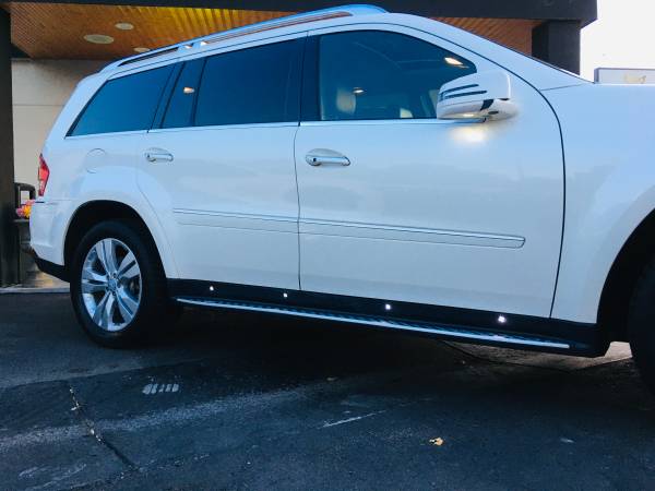 2012 Mercedes-Benz GL450 AWD w/3rd Row Fully Loaded Clean... for sale in Englewood, CO – photo 22
