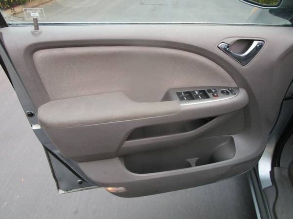 2009 Honda Odyssey - LOW MILEAGE - BRAND NEW TIRES - RECENTLY... for sale in Sacramento , CA – photo 16