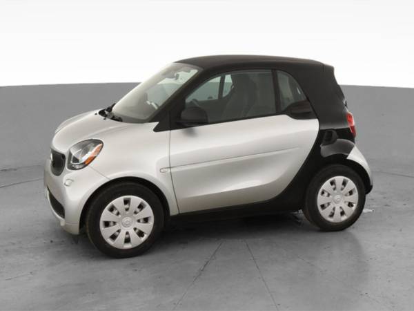 2016 smart fortwo Pure Hatchback Coupe 2D coupe Silver - FINANCE -... for sale in Chesapeake , VA – photo 4