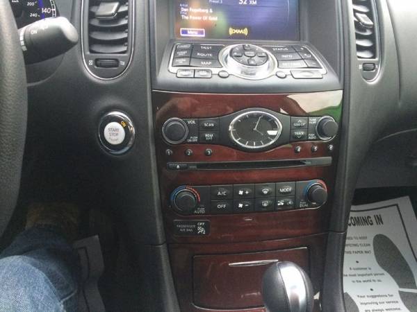 2016 INFINITI QX50 - - by dealer - vehicle automotive for sale in Cedar Rapids, IA – photo 11