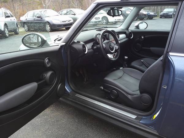 2009 MINI Cooper Hardtop 2dr Cpe INSPECTED - - by for sale in Hooksett, MA – photo 10