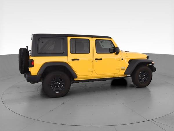 2018 Jeep Wrangler Unlimited All New Sport SUV 4D suv Yellow for sale in Chicago, IL – photo 12