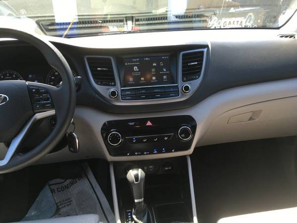 2018 Hyundai Tucson SEL . Runs 100%! Financing available for sale in STATEN ISLAND, NY – photo 16