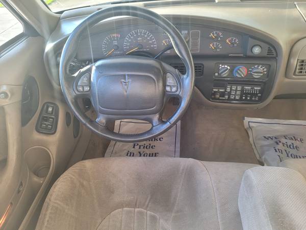 1998 PONTIAC BONNEVILLE - - by dealer - vehicle for sale in MILWAUKEE WI 53209, WI – photo 19