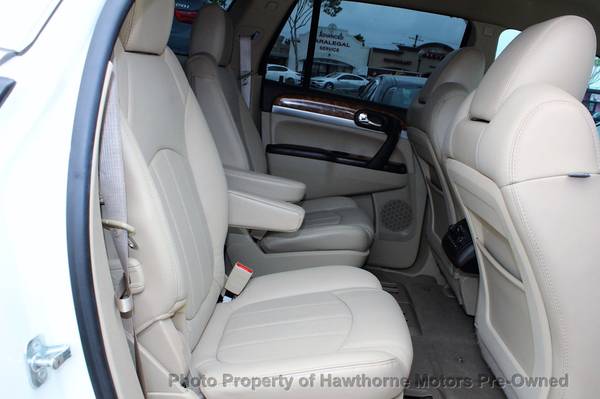 2011 *Buick* *Enclave* *AWD 3rd row, Navi, Leather for sale in Lawndale, CA – photo 13