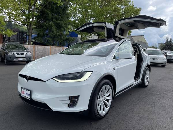 2017 Tesla Model X-8358 Miles! - - by dealer - vehicle for sale in Woodinville, WA – photo 5