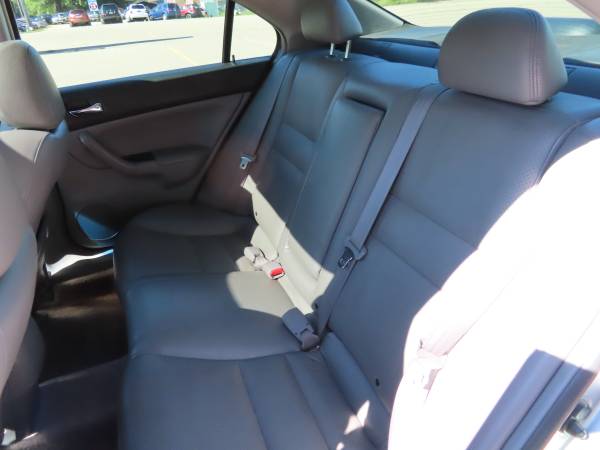 2005 Acura TSX - leather heated seats, 31 MPG/hwy, runs great!... for sale in Farmington, MN – photo 12