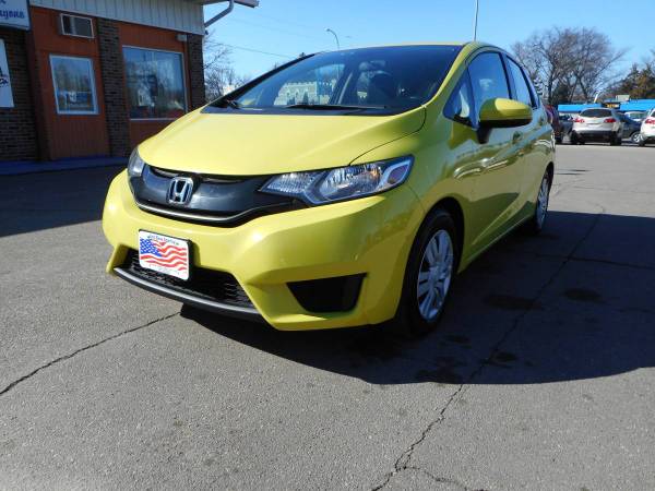 2016 Honda Fit LX/ONLY 62k Miles! Gas Saver! - cars & for sale in Grand Forks, ND – photo 2