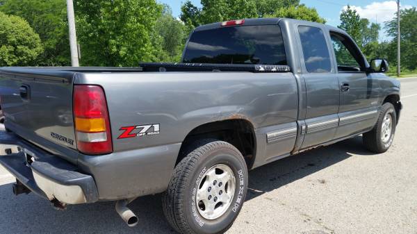 02 CHEVY SILVERADO X-CAB 4WD Z-71- 5.3 V8, COLD AIR, RUNS DRIVES GREAT for sale in Miamisburg, OH – photo 3