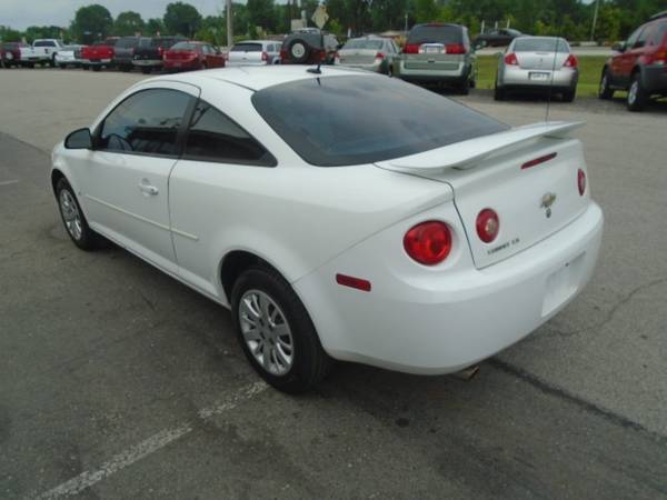 2009 Chevrolet Cobalt LS Coupe for sale in Mooresville, IN – photo 6