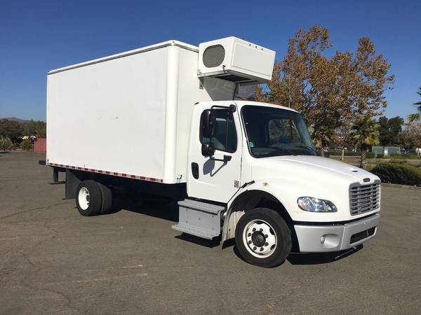 2017 FREIGHTLINER M2 16' REEFER TRUCK *LIKE NEW 19k MILE* CA... for sale in Fairfield, OR – photo 3