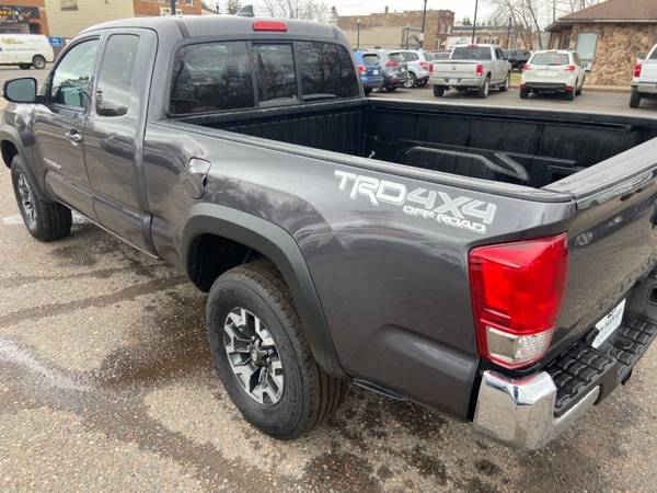 2016 Toyota Tacoma 4WD Access Cab V6 Auto SR5 TRD Off Road 64K Miles for sale in Duluth, MN – photo 4