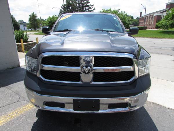 2015 RAM 1500 TRADESMAN**LIKE NEW**SUPER LOW MILES**FINANCING AVAILABL for sale in redford, MI – photo 3