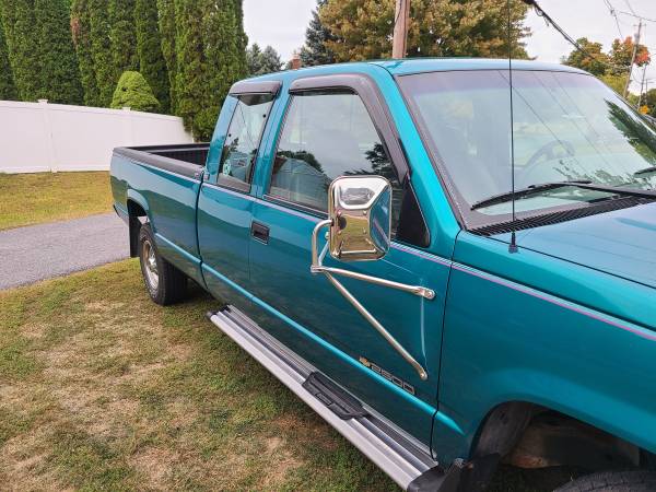 1995 Chevrolet C2500 Cheyenne, 31,000 miles, trades accepted - cars... for sale in Rensselaer, NY – photo 17