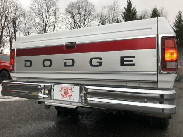 1992 Dodge D250 & W250 Regular Cab 8 Foot Bed for sale in Johnstown , PA – photo 7