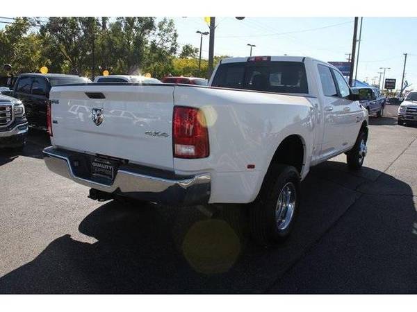 2018 Ram 3500 truck SLT - Bright White Clearcoat for sale in Albuquerque, NM – photo 7
