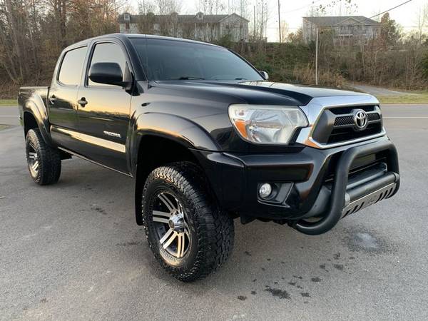 2013 TOYOTA TACOMA SR5 * 4X4 * Towing Pkg * Brand New Tires * SALE *... for sale in Sevierville, TN – photo 4