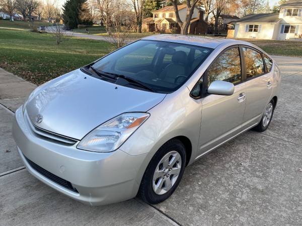 2005 Toyota Prius - cars & trucks - by owner - vehicle automotive sale for sale in Carmel, IN – photo 2