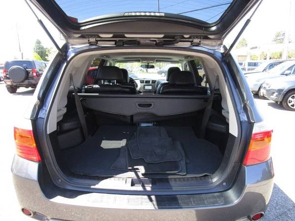 One Owner 2010 Toyota Highlander SE 3rd Row Seating! for sale in Lynnwood, WA – photo 12