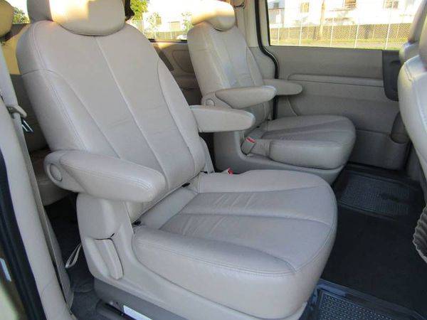 2010 Kia Sedona *Suv**Minivan**Passenger Van* *CARGO VANS* AVAILAB for sale in Opa-Locka, FL – photo 15