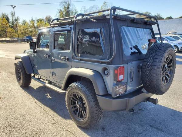 2014 JEEP WRANGLER UNLIMITED--SPORT--4WD--79K MILES--GRAY - cars &... for sale in Lenoir, TN – photo 5