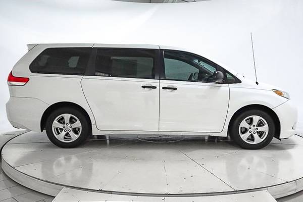 2014 *Toyota* *Sienna* *5dr 7-Passenger Van V6 L FWD for sale in Richfield, MN – photo 19
