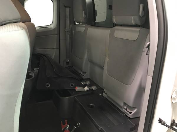 ***** 2014 Toyota Tacoma 2.7 Extended, Back Up camera, Only 83k miles, for sale in Washington, District Of Columbia – photo 10
