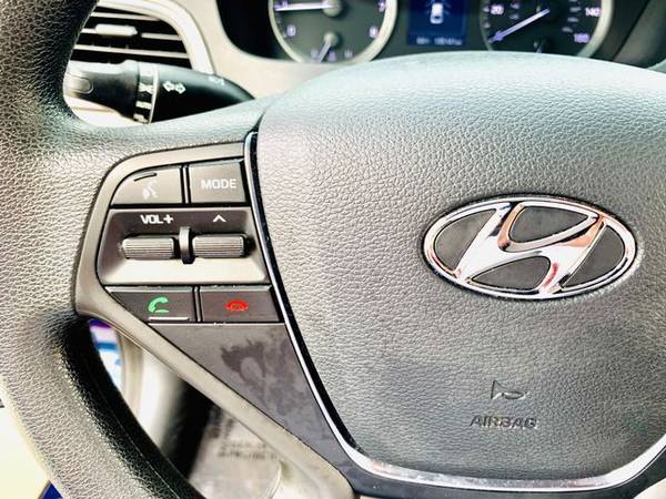 2015 Hyundai Sonata - - by dealer - vehicle automotive for sale in Clarksville, TN – photo 17