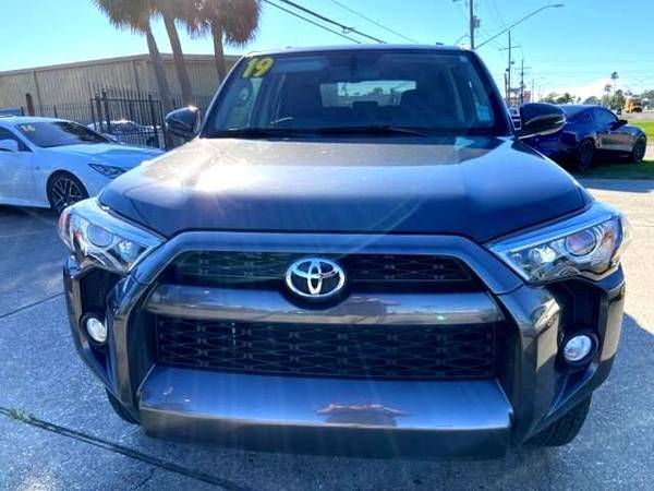 2019 Toyota 4Runner SR5 Premium - EVERYBODY RIDES!!! - cars & trucks... for sale in Metairie, LA – photo 2