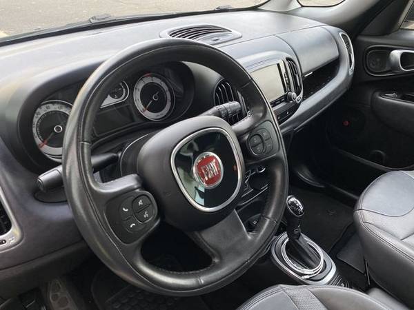 2017 FIAT 500L Trekking Hatchback Leather Heated Seats - cars &... for sale in Portland, OR – photo 15