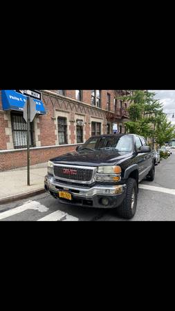 GMC 2003 Sierra 2500 6 6 Turbo Duramax Diesel HD Crew Cab Low Miles for sale in STATEN ISLAND, NY – photo 2