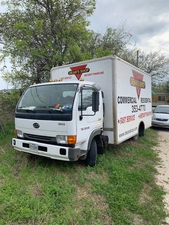 2000UD Box Truck for sale in San Marcos, TX – photo 3
