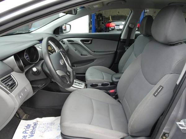 2012 Hyundai Elantra Limited for sale in East Providence, RI – photo 11