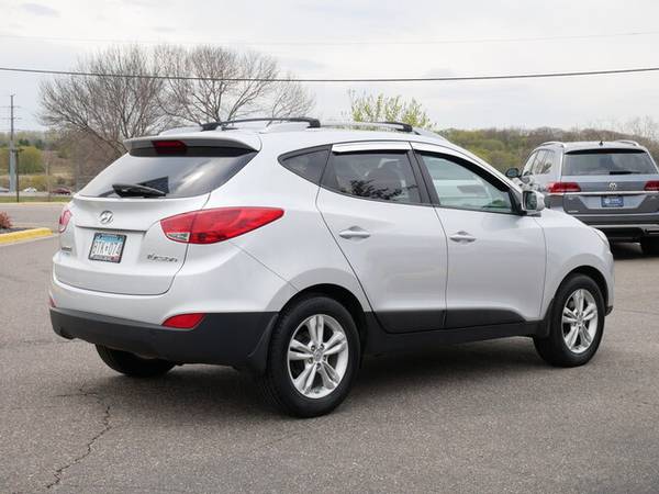 2012 Hyundai Tucson GLS - - by dealer - vehicle for sale in Inver Grove Heights, MN – photo 8