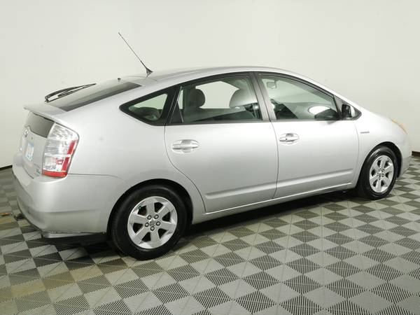 2009 Toyota Prius - cars & trucks - by dealer - vehicle automotive... for sale in Inver Grove Heights, MN – photo 9