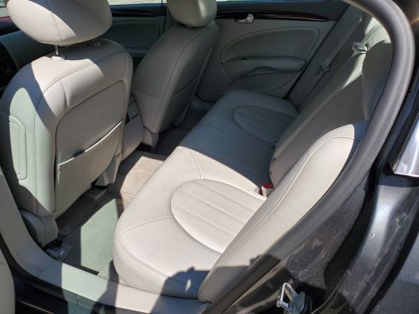 2011 Buick Lucerne CXL for sale in Wisconsin Rapids, WI – photo 6