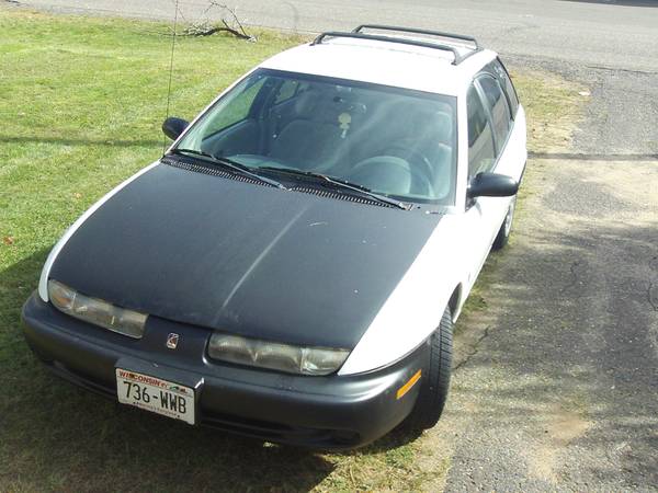 98 Saturn Wagon for sale in Hayward, MN – photo 3