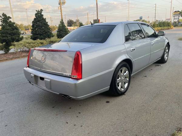 2006 Cadillac DTS - - by dealer - vehicle automotive for sale in Hudson, FL – photo 3