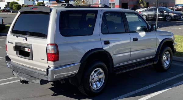 🇺🇸2000 Toyota 4Runner SR5 low miles - cars & trucks - by owner -... for sale in Anaheim, CA – photo 5