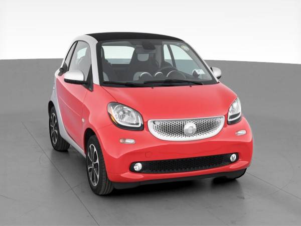 2017 smart fortwo Passion Hatchback Coupe 2D coupe Red - FINANCE -... for sale in Montebello, CA – photo 16