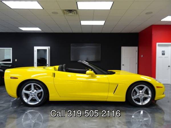 2005 Chevrolet Corvette Convertible - - by dealer for sale in Waterloo, IA – photo 22