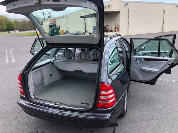Rare Mint Mercedes C-320 Wagon for sale in Other, NY – photo 3