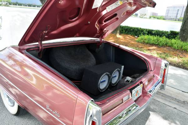 1975 Cadillac Deville EL Deora Edition SUPER FLY Low Miles SHOW CAR for sale in Miami, NY – photo 19