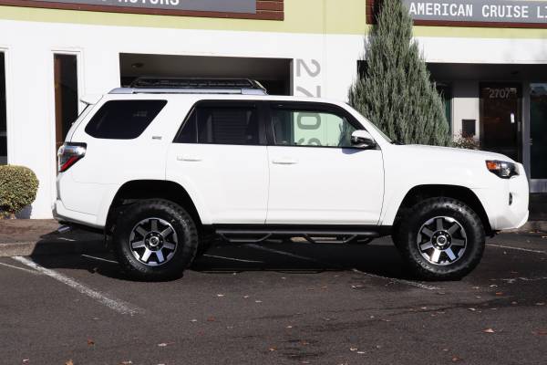 2016 TOYOTA 4RUNNER SR5 PREMIUM *LOADED *LIFTED - cars & trucks - by... for sale in Portland, OR – photo 8
