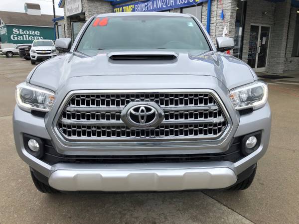 2016 Toyota Tacoma 4WD Double Cab LB V6 AT TRD Sport (Natl) - cars & for sale in NICHOLASVILLE, KY – photo 2