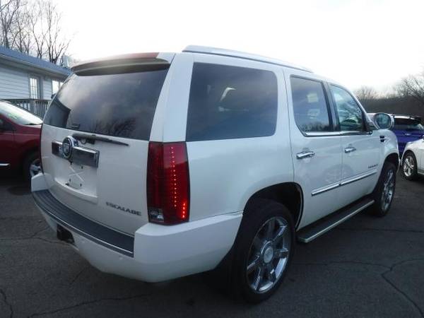 2007 Cadillac Escalade AWD 4dr - cars & trucks - by dealer - vehicle... for sale in Vestal, NY – photo 6