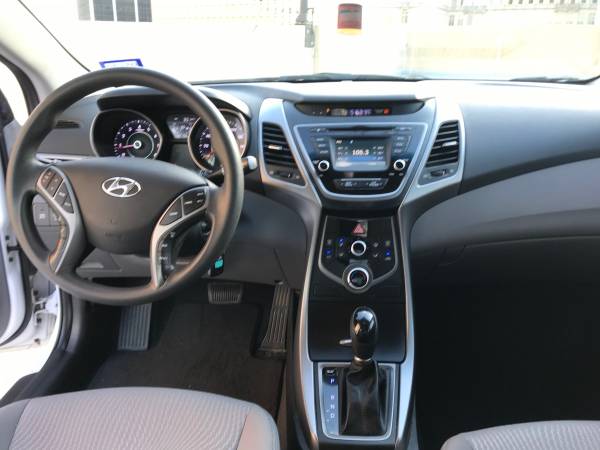 2015 Hyundai Elantra SE for sale in North Richland Hills, TX – photo 8