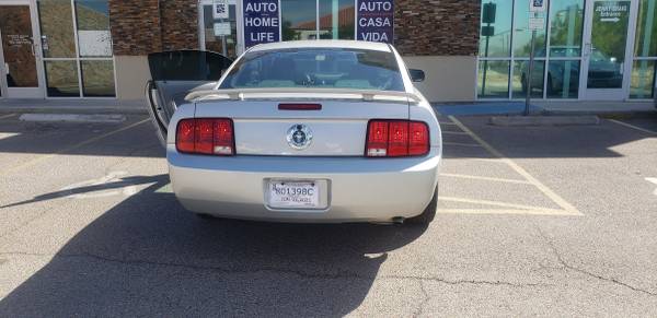 Ford Mustang 05 for sale in El Paso, TX – photo 2