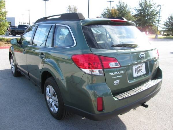 2013 Subaru Outback 2.5i suv Cypress Green Pearl for sale in Fayetteville, AR – photo 4