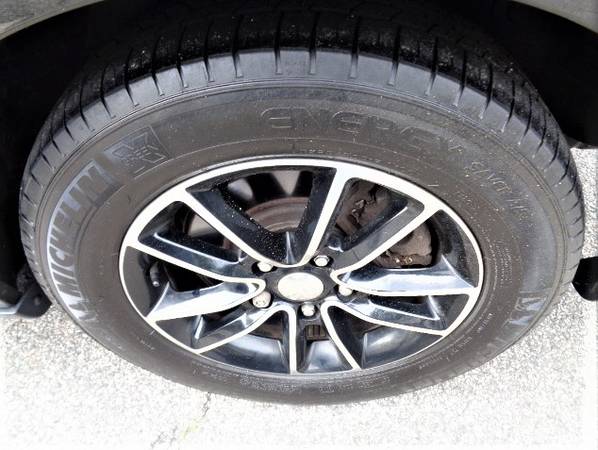 2017 Dodge Grand Caravan SXT NAV Clean 1-Owner Leather Loaded - cars... for sale in Hampton Falls, MA – photo 6